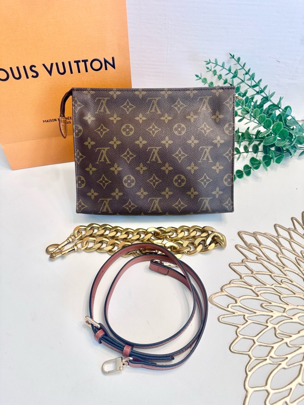 Louis Vuitton Monogram Clutch - Picture 15 of 16